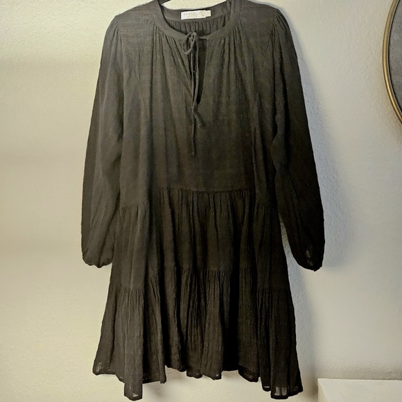 Seafolly Black Smock Long Sleeve Layered Ruffled Open Tie V-neck Dress - Picture 5 of 10